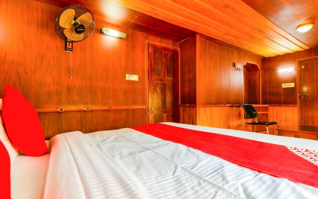OYO 24291 HouseBoat Indraprastham Green House 1bhk