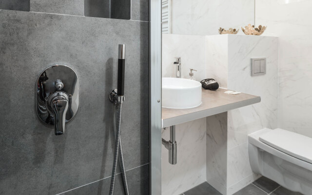 Platinum Aparthotel