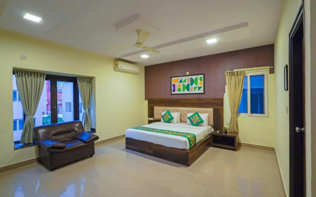 Treebo Cranberry Delight