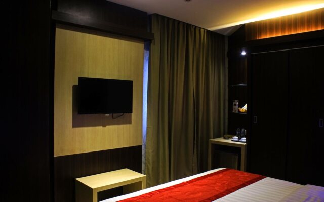 Cardinal Lucky Star Hotel Batam