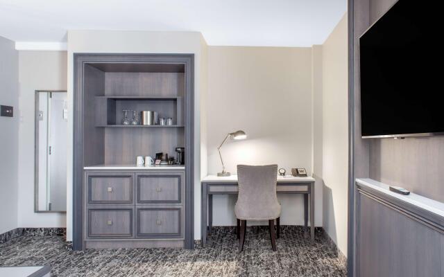 Chateau Moncton & Suites, an Ascend Collection hot