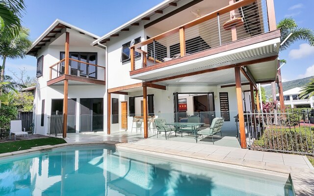 Beachcomber Holiday House