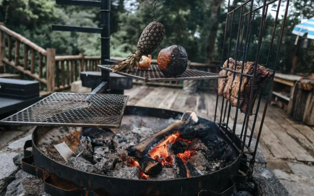 Art BBQ Lodge