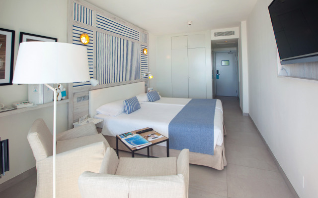 Corallium Beach by Lopesan Hotels - Adults Only