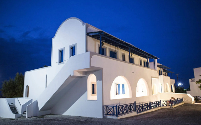 Maistros Village