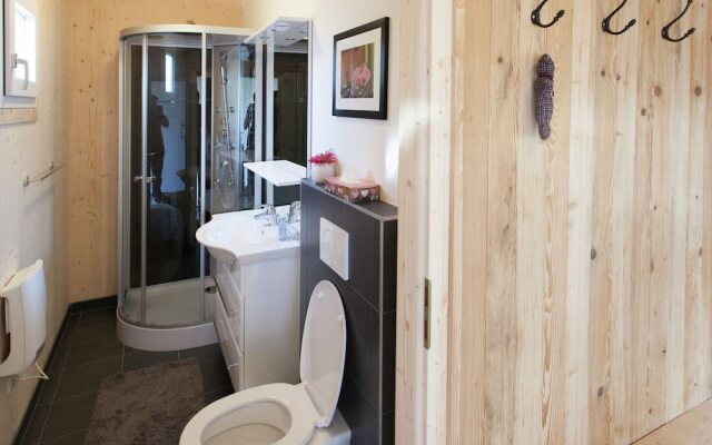 Wooden Chalet with Wellness Centre in Hohentauern
