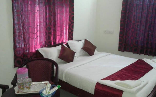 Varuna Inn Banquets & Resort