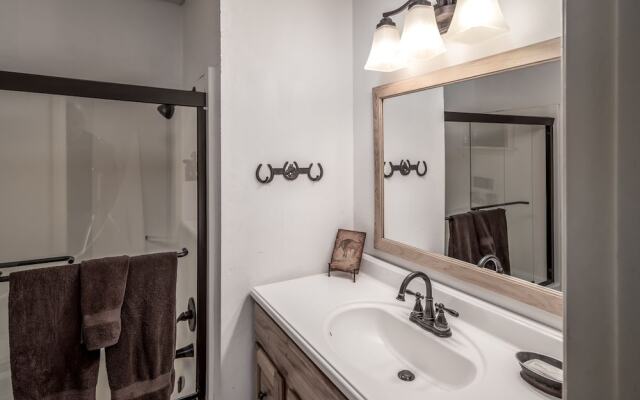 206 Coal Mountain - Three Bedroom Cabin