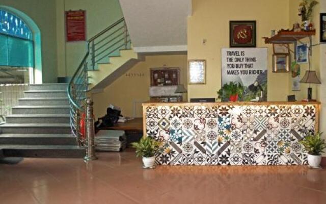 Toms Hostel