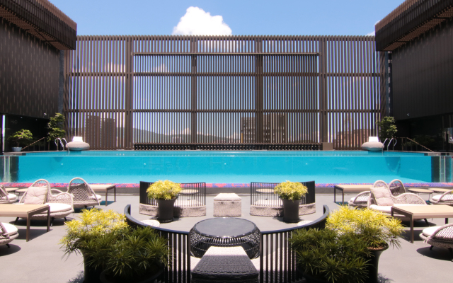 H2O Hotel