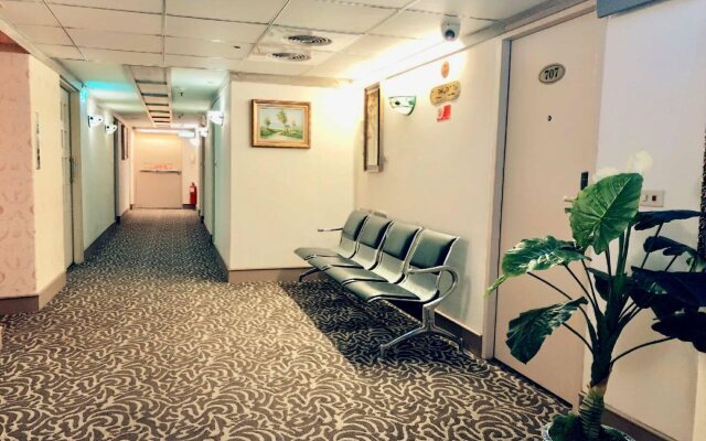 Oriental Hotel