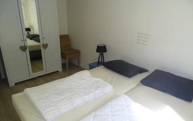 Family Stay - Near Beach