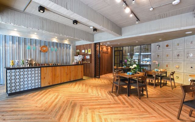 Roaders Hotel Tainan ChengDa