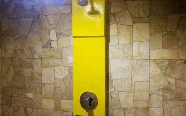 New Priok Indah Syariah Hotel