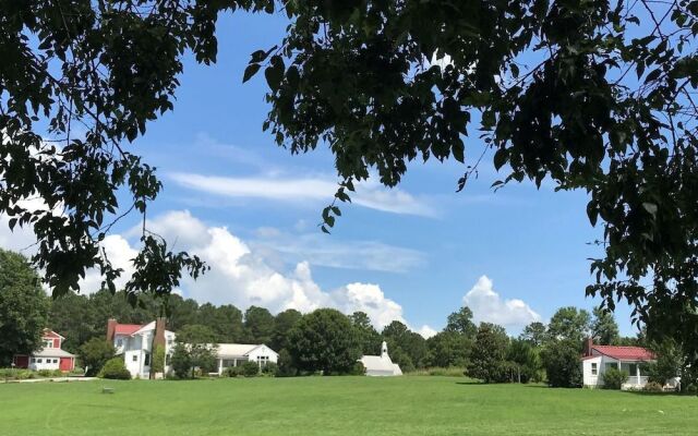 The Farmhouse Inn
