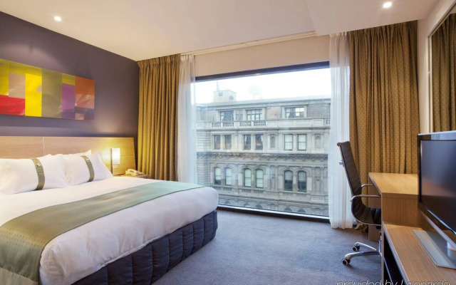 Hotel Indigo Melbourne on Flinders by IHG