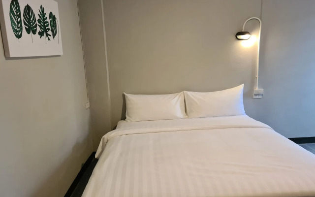 The 8 Factory Hotel Phitsanulok