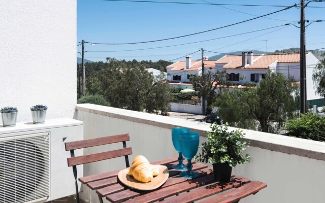 Sesimbra Stylish Villa by Homing