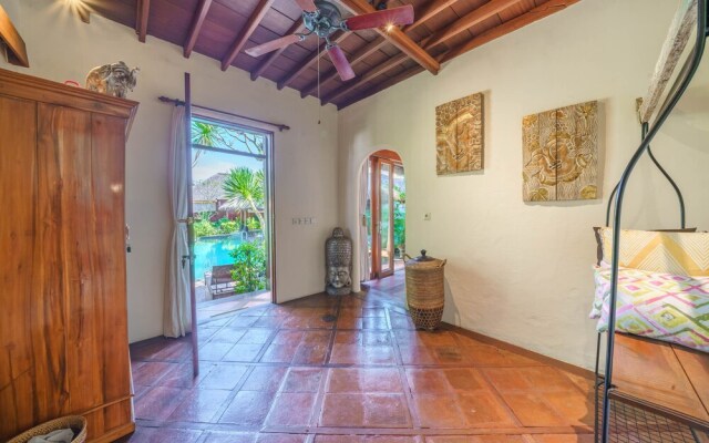 Villa Santhi