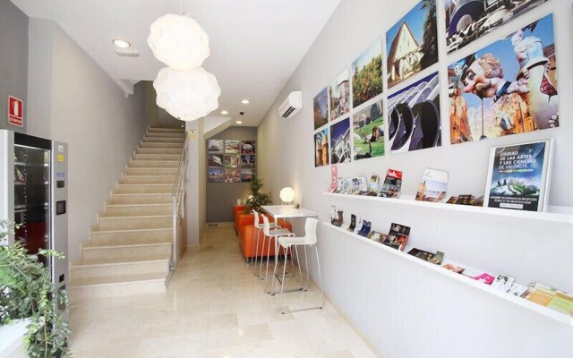 Dormavalència Hostel