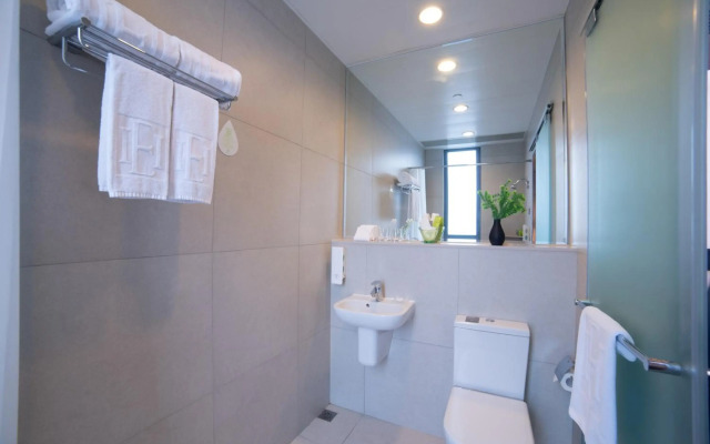 Hotel Ease Mong Kok