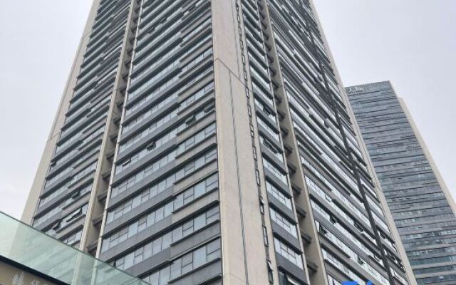 Honor First International Apartment (Poly Skyline)