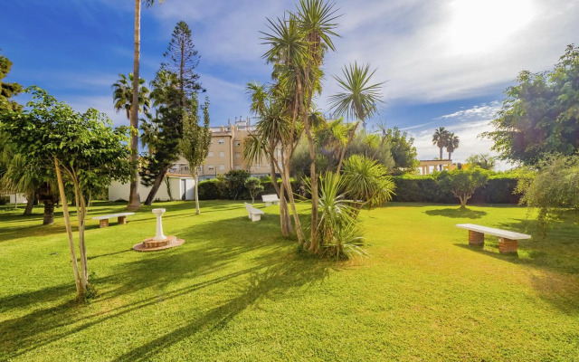 Cubo's Urban Beach Algarrobo