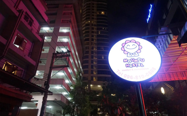 Moumou Hostel