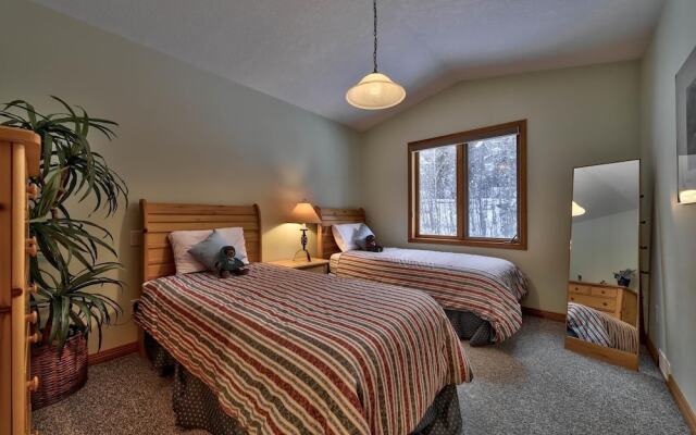 Snow Creek Village #20 By Bear Country