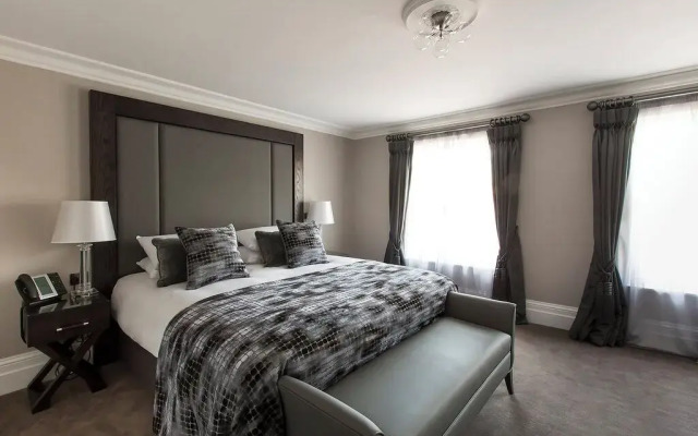 One Warwick Park Hotel