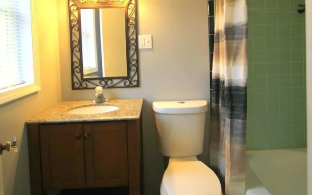 Mackinac Lake Trail Motel