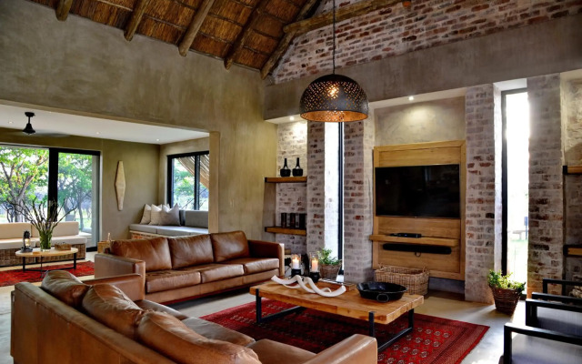 Ngala Lodge