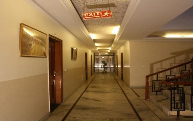 Hotel Rahul Palace