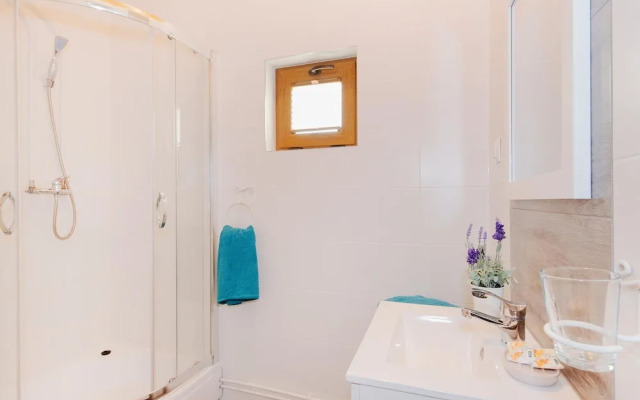 Holiday Homes With Fireplace , Summer Pool