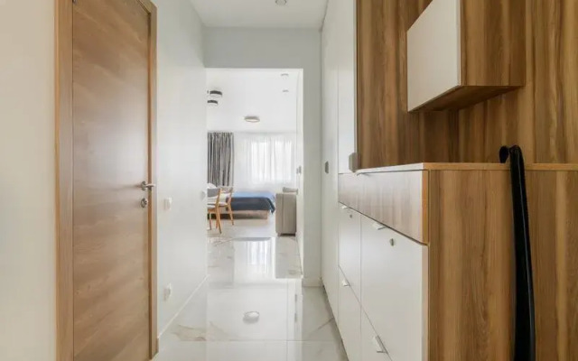 Апартаменты НайсПлэйсСПБ на Большеохтинском проспекте, д.15 к.2