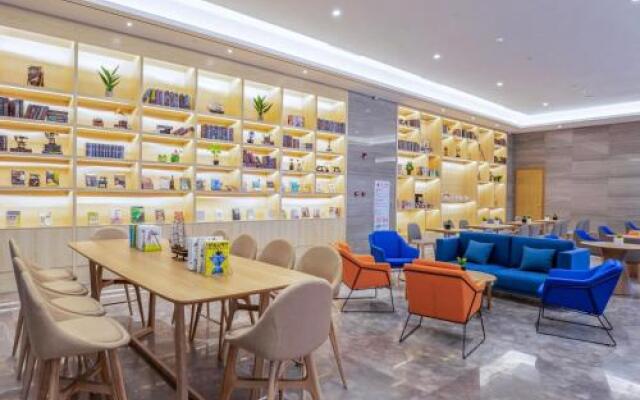 Kyriad Hotel Heyuan Taoyuan International Store