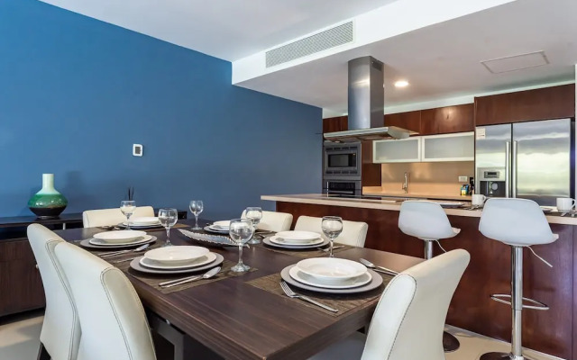 Z Casa Girasol 2 Bedroom Condo by Redawning