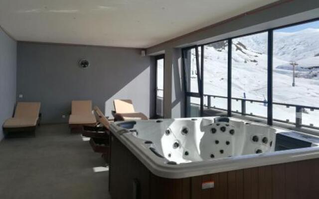 Gudauri Loft Apartment 311