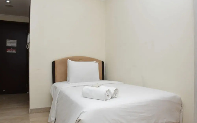 Stunning and Comfy Studio at Menteng Park Apartment