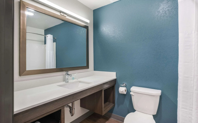 WoodSpring Suites Sulphur - Lake Charles