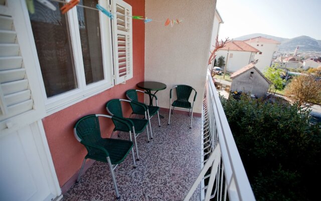 Apartment Toni