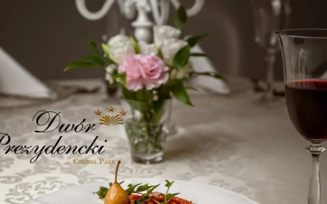 Dwór Prezydencki Cristal Park