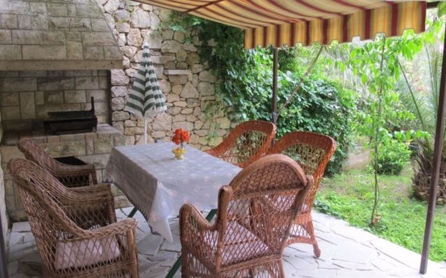 Five-Bedroom Holiday Home in Rovanjska