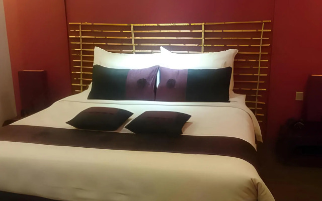 Mikie Holiday Resort & Hotel