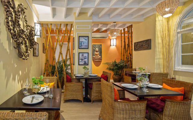 Botum Palace Hotel