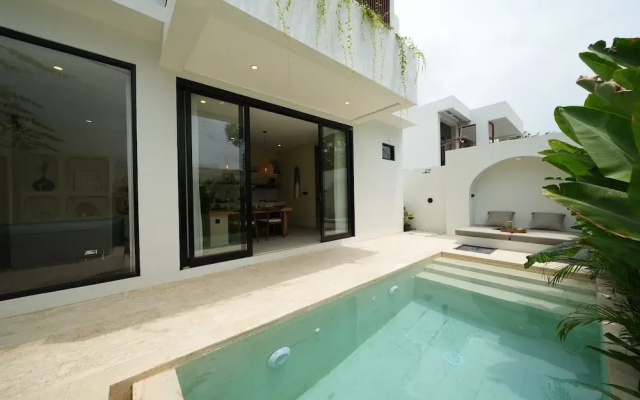 Moraira 1BR Pool Villa Close to Bingin Beach
