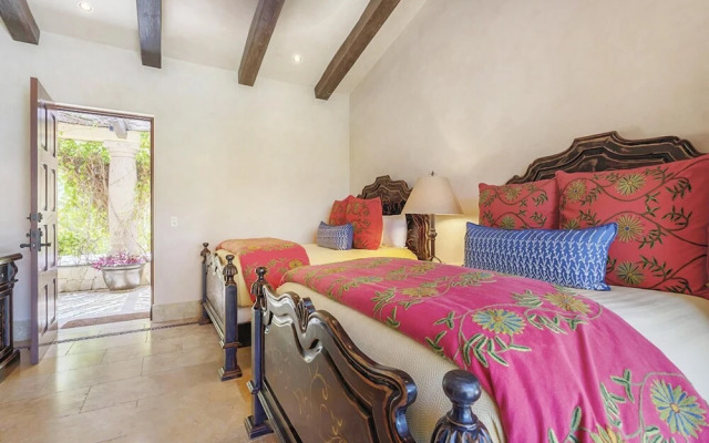 Blue Desert 11 - Casa De La Familia