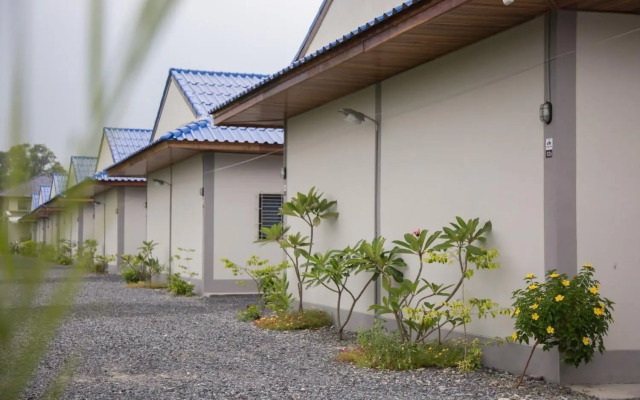 Triple Tree Resort