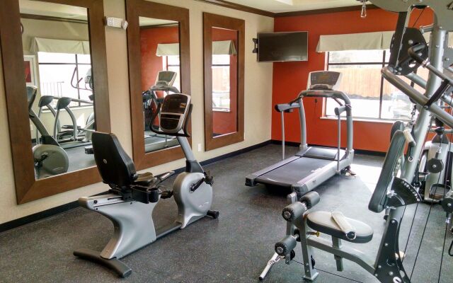 Best Western Plus Flatonia Inn