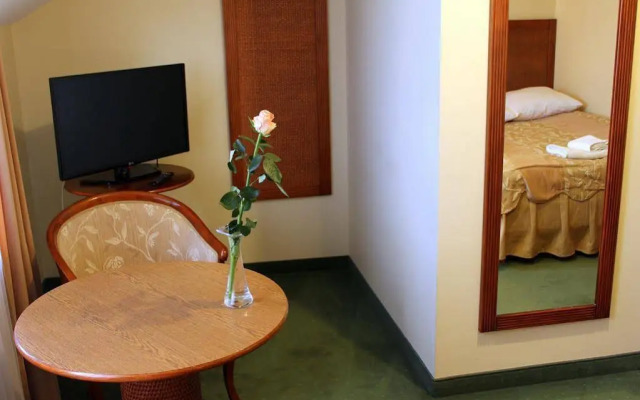 Hotel Pod Złotą Różą